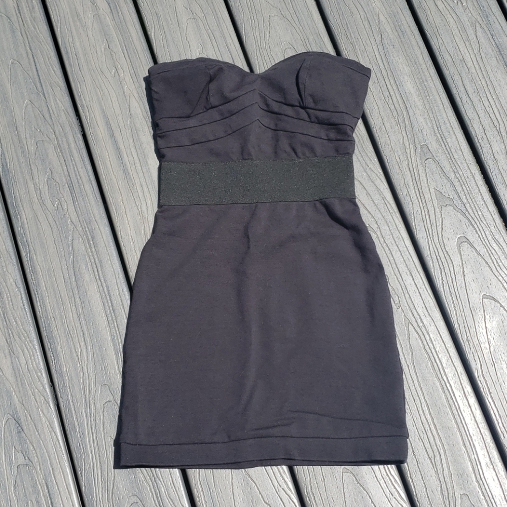 Women's Strapless Black Dress small